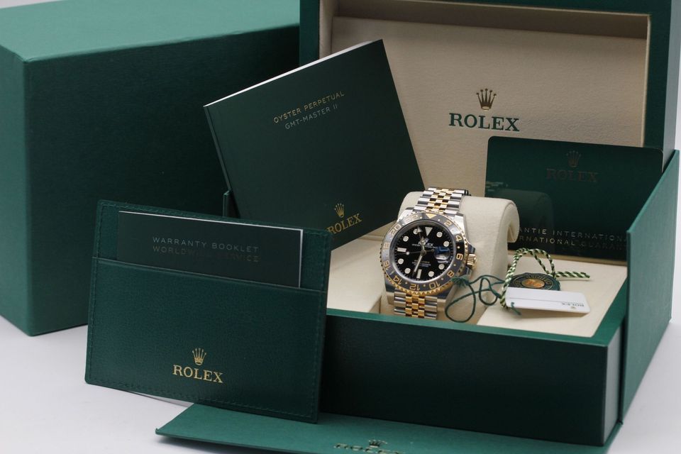 Rolex GMT Master II 126713 GRNR Image 5